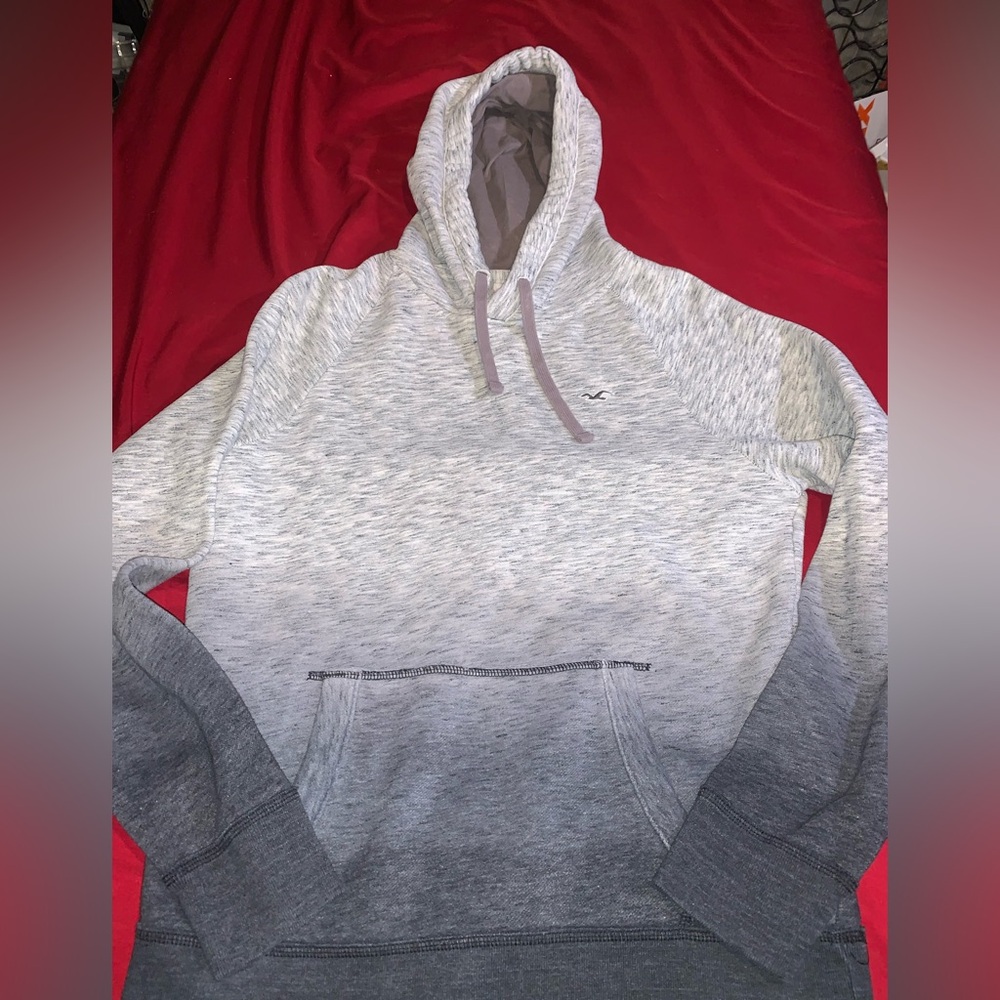 Hollister Men's Gray Ombre Hoodie Pullover Size Medium Used Excellent Condition